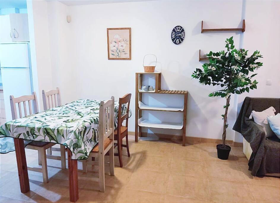 Вилла Casa Familiar A Pie De Piscina Вера Экстерьер фото